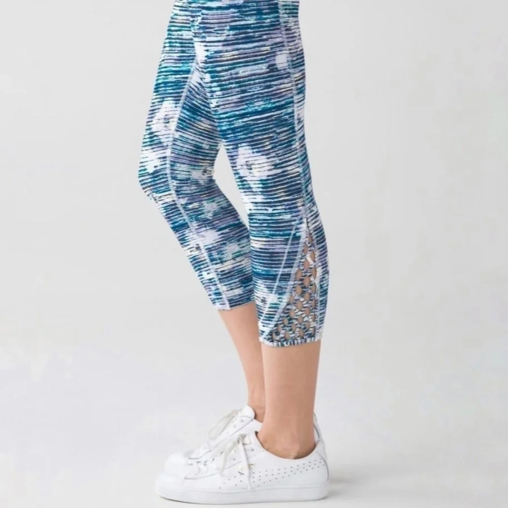 Lululemon True Self Crop II Blurry Belle Multi